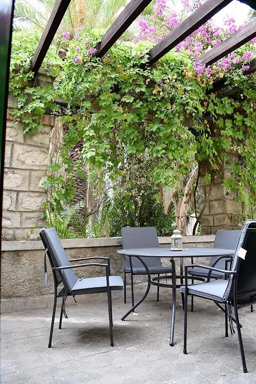 Cortijo Don Rodrigo location